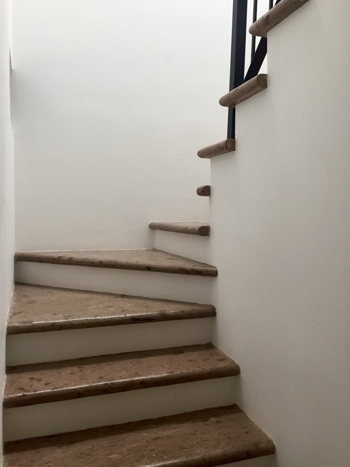House for Rent in the North: 1 Bedroom on the Ground Floor