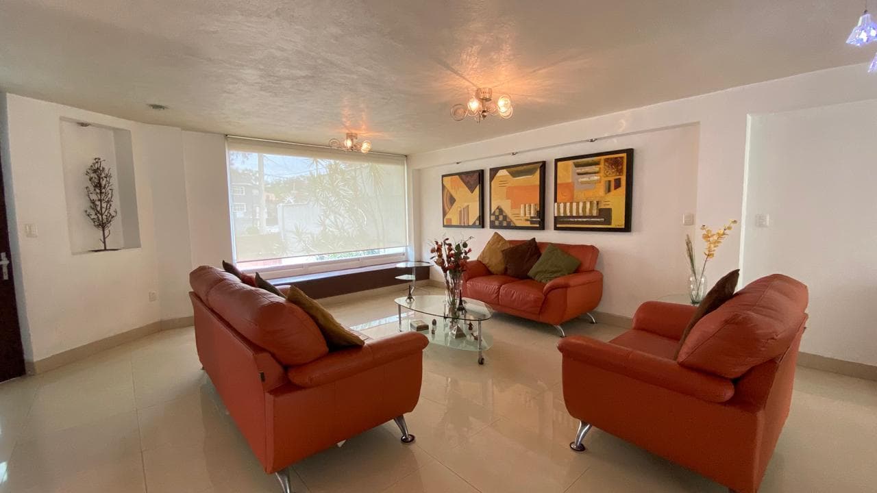 BEAUTIFUL HOUSE FOR SALE IN NUMANCIA, LOMAS ESTRELLA