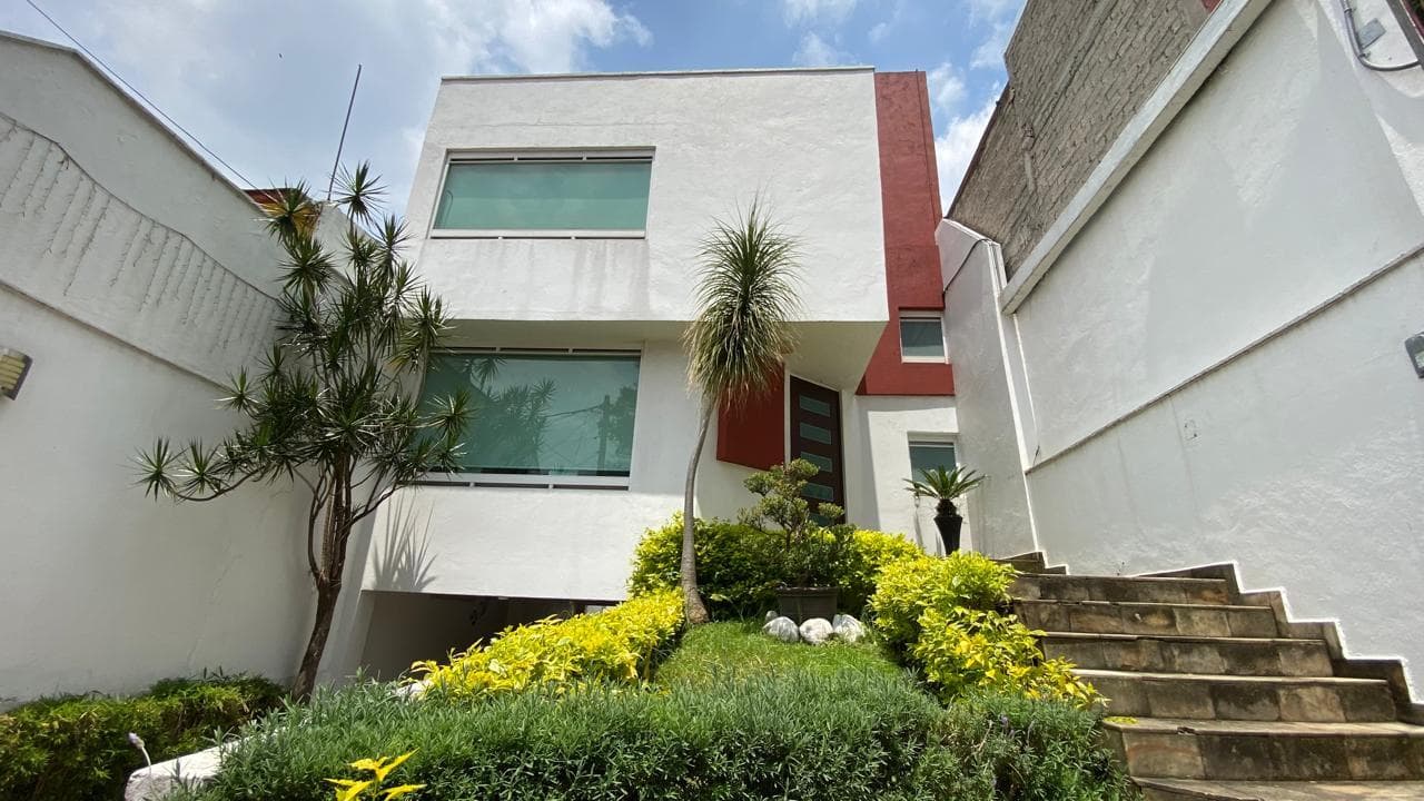 BEAUTIFUL HOUSE FOR SALE IN NUMANCIA, LOMAS ESTRELLA