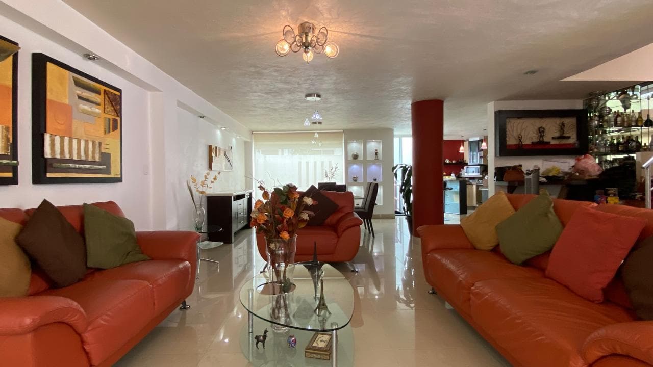 BEAUTIFUL HOUSE FOR SALE IN NUMANCIA, LOMAS ESTRELLA