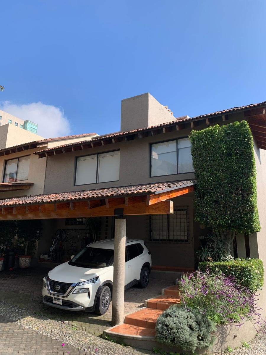 HOUSE FOR SALE IN A CONDOMINIUM IN RANCHO SANTA FE, LA LOMA