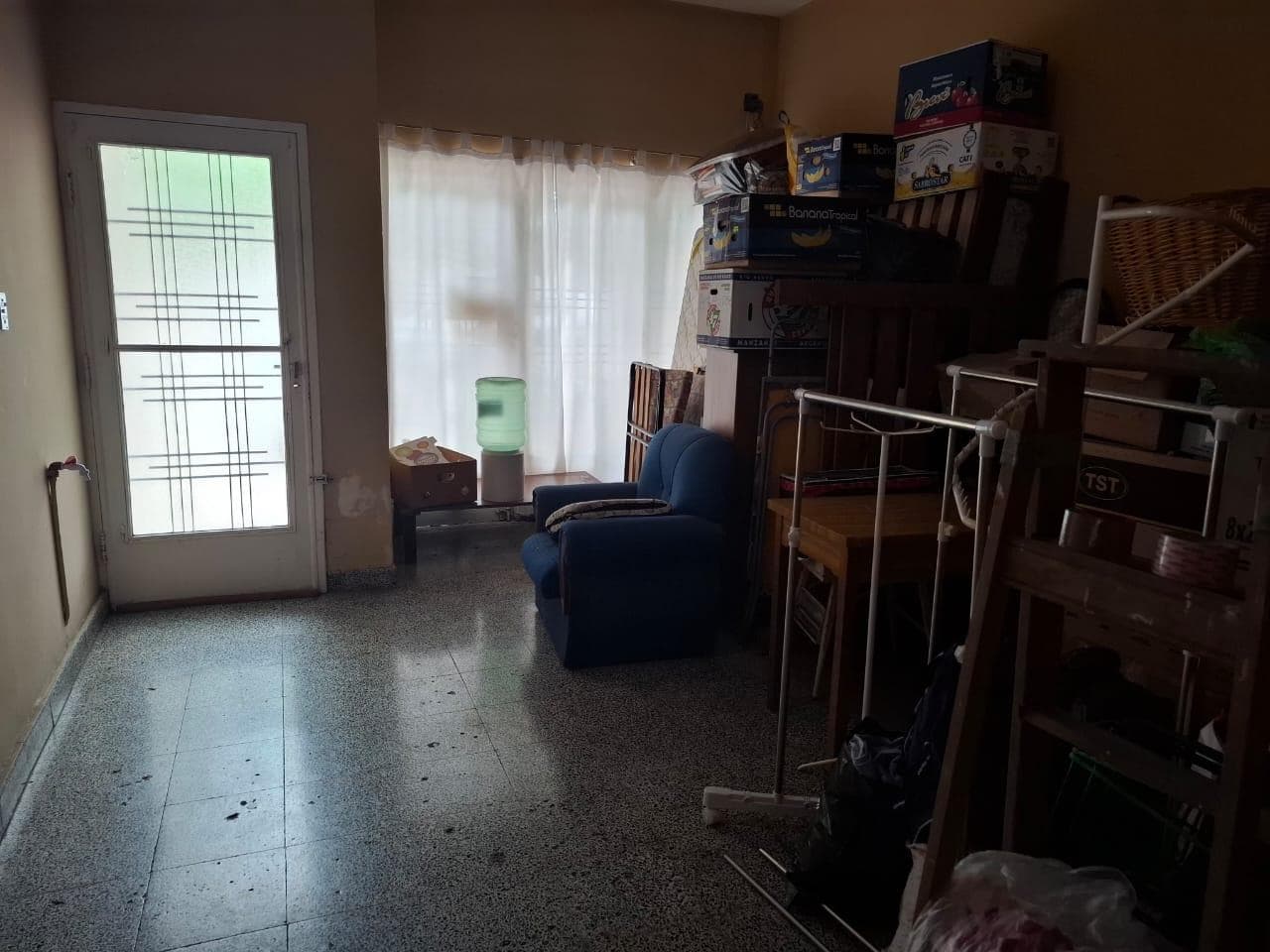 FOR SALE - House with commercial space and garage. Capitán Bermúdez, San Lorenzo.