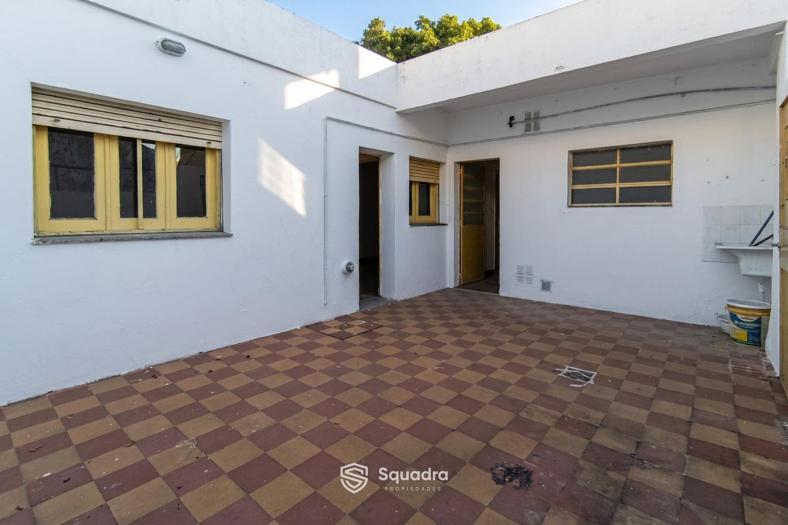 FOR SALE | TRADE — House with commercial space and garden — Belgrano Neighborhood, Rosario.