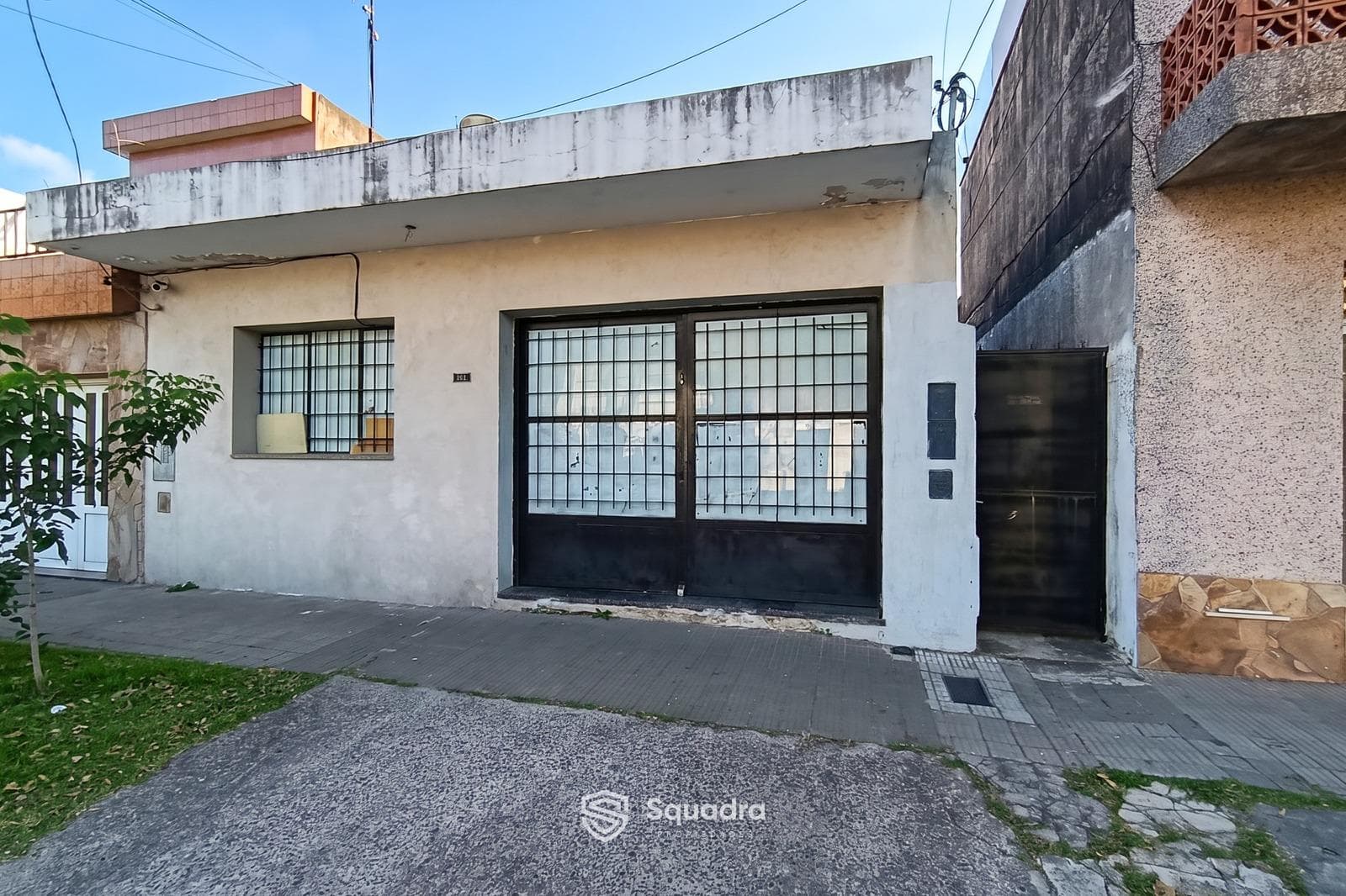 FOR SALE | TRADE — House with commercial space and garden — Belgrano Neighborhood, Rosario.