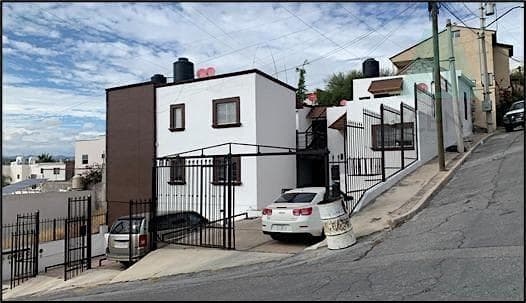 SALE OF HIGH-YIELD REAL ESTATE PROPERTY IN THE LOMAS ALTAS SUBDIVISION, Javrod