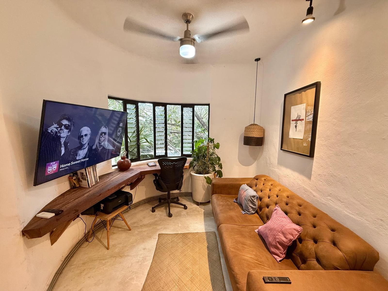 1-BEDROOM APARTMENT ON 5TH AVENUE IN PLAYA DEL CARMEN