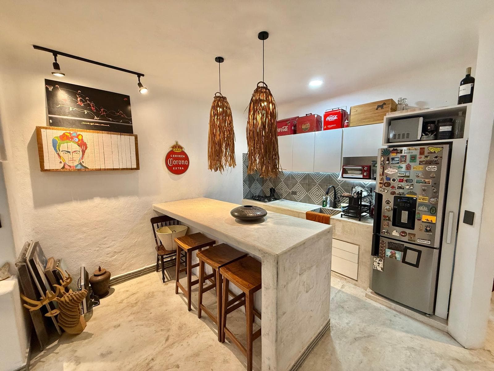 1-BEDROOM APARTMENT ON 5TH AVENUE IN PLAYA DEL CARMEN