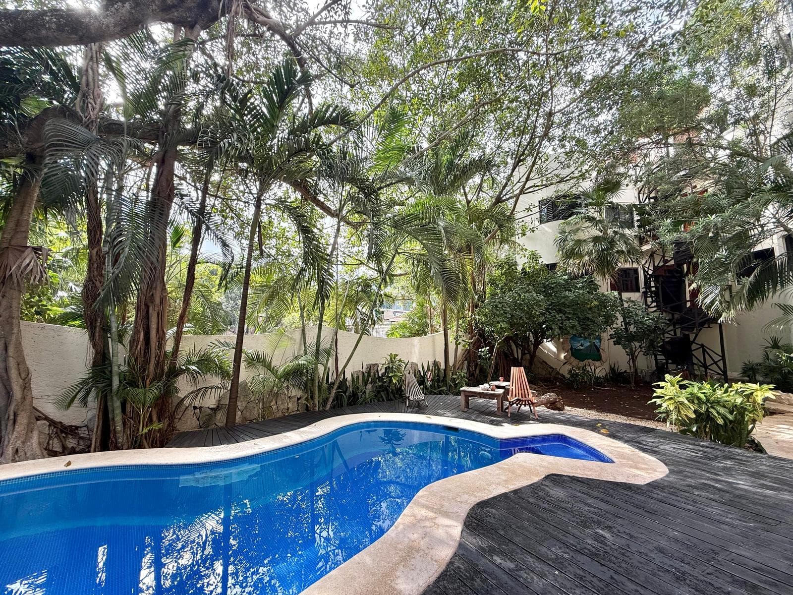 1-BEDROOM APARTMENT ON 5TH AVENUE IN PLAYA DEL CARMEN