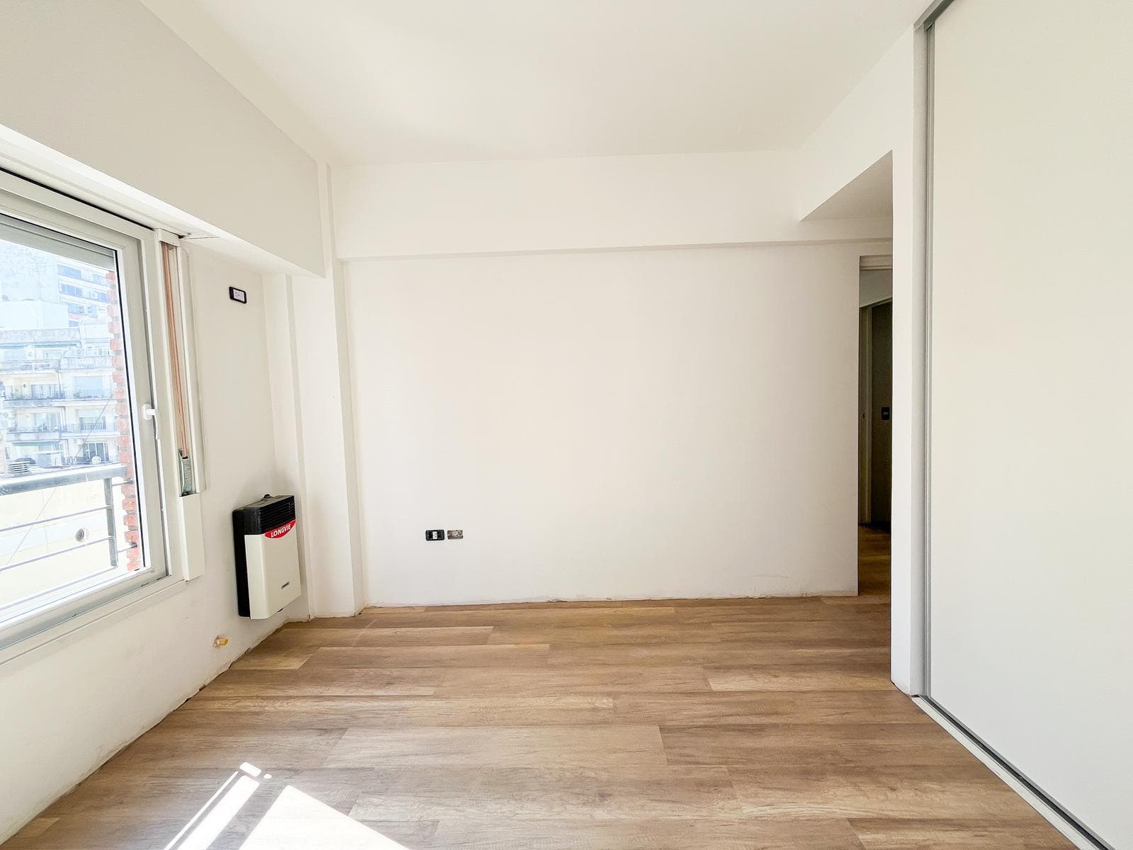 2-room apartment for sale in Almagro Sur with a separate kitchen