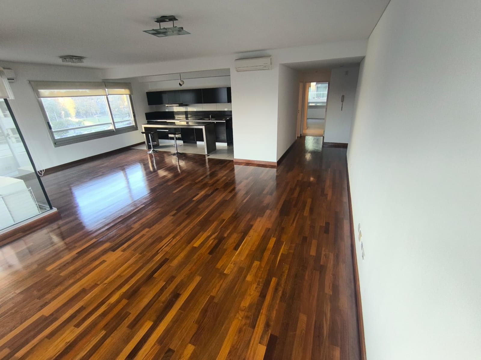 3-room apartment for rent with a garage—bright and spacious—in Zencity, Torre Ambar!!!!
