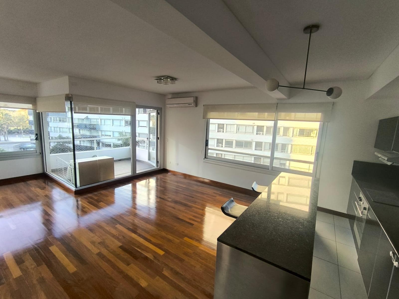 3-room apartment for rent with a garage—bright and spacious—in Zencity, Torre Ambar!!!!