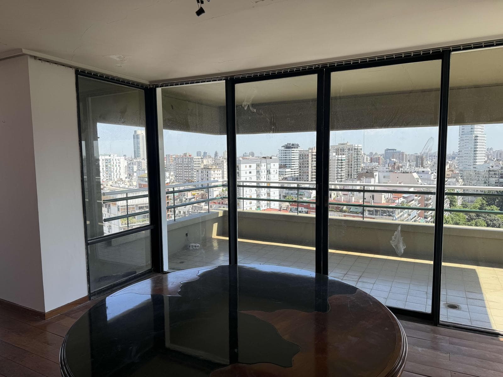 5-room apartment in the heart of Palermo