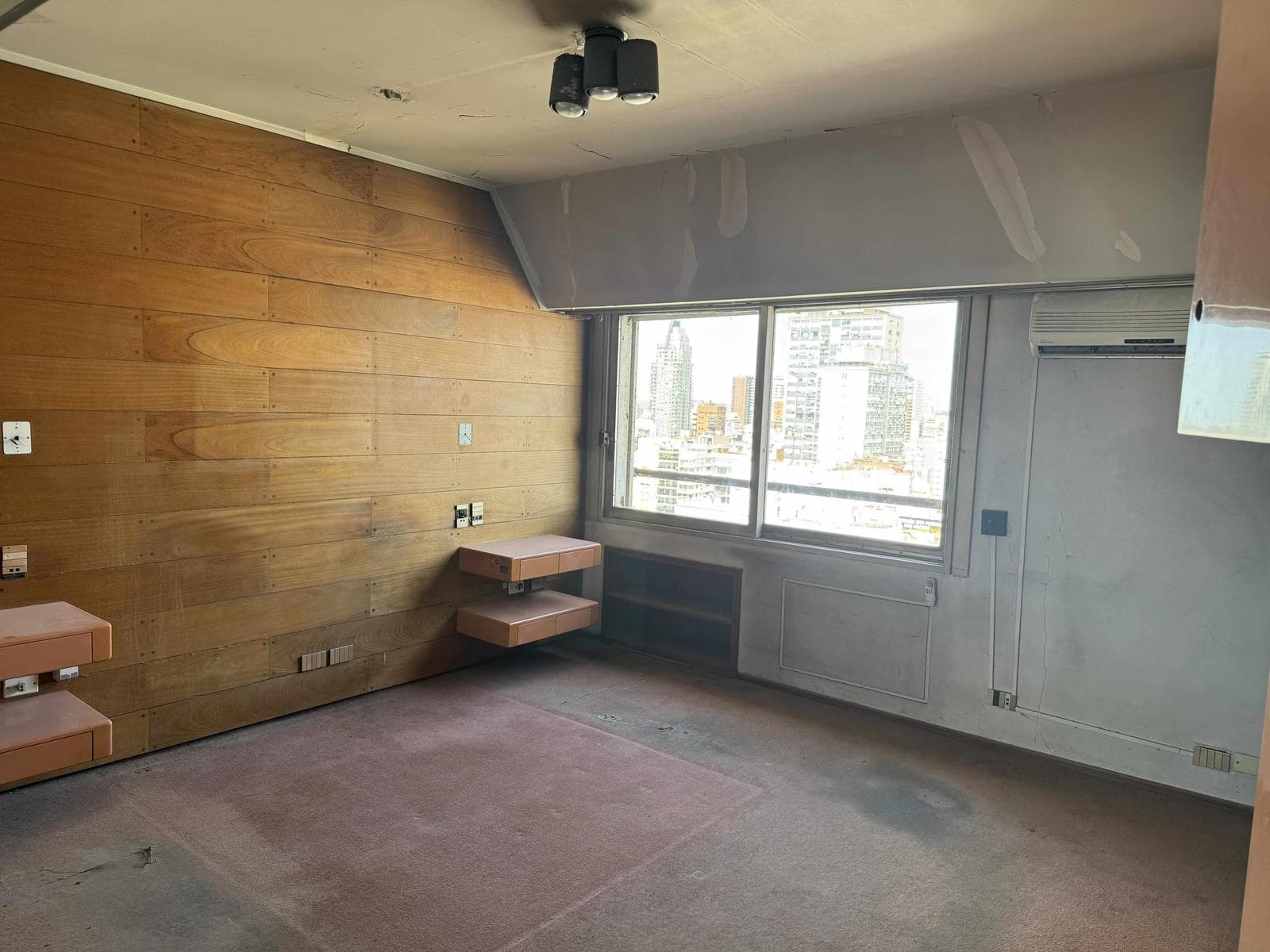 5-room apartment in the heart of Palermo