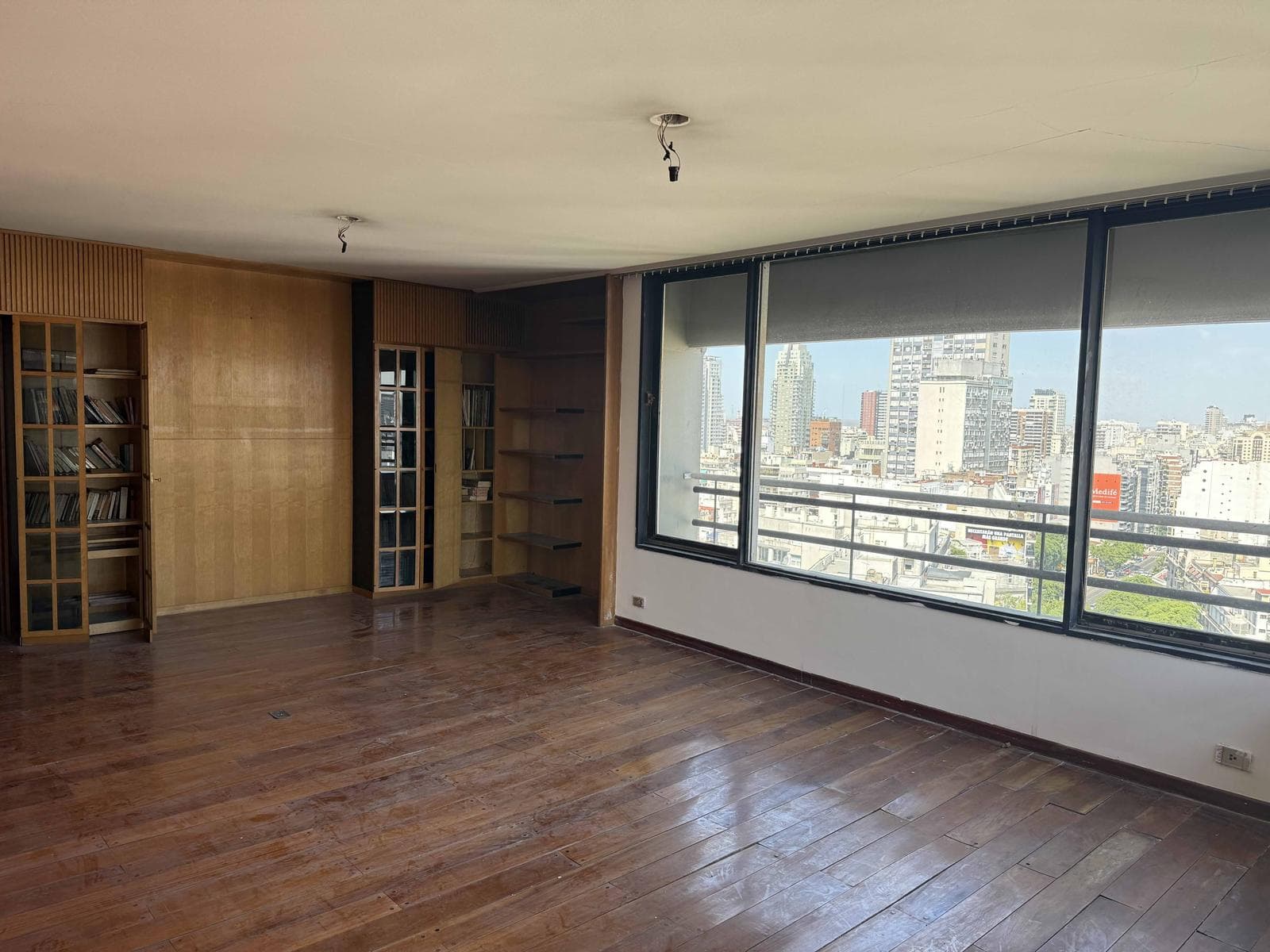 5-room apartment in the heart of Palermo
