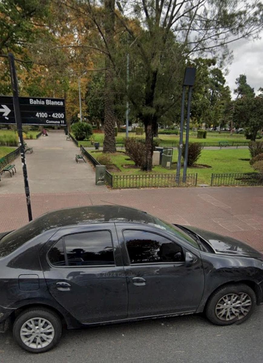 Casona on the Corner for Rent - A Culinary Gem in the Heart of Villa Devoto