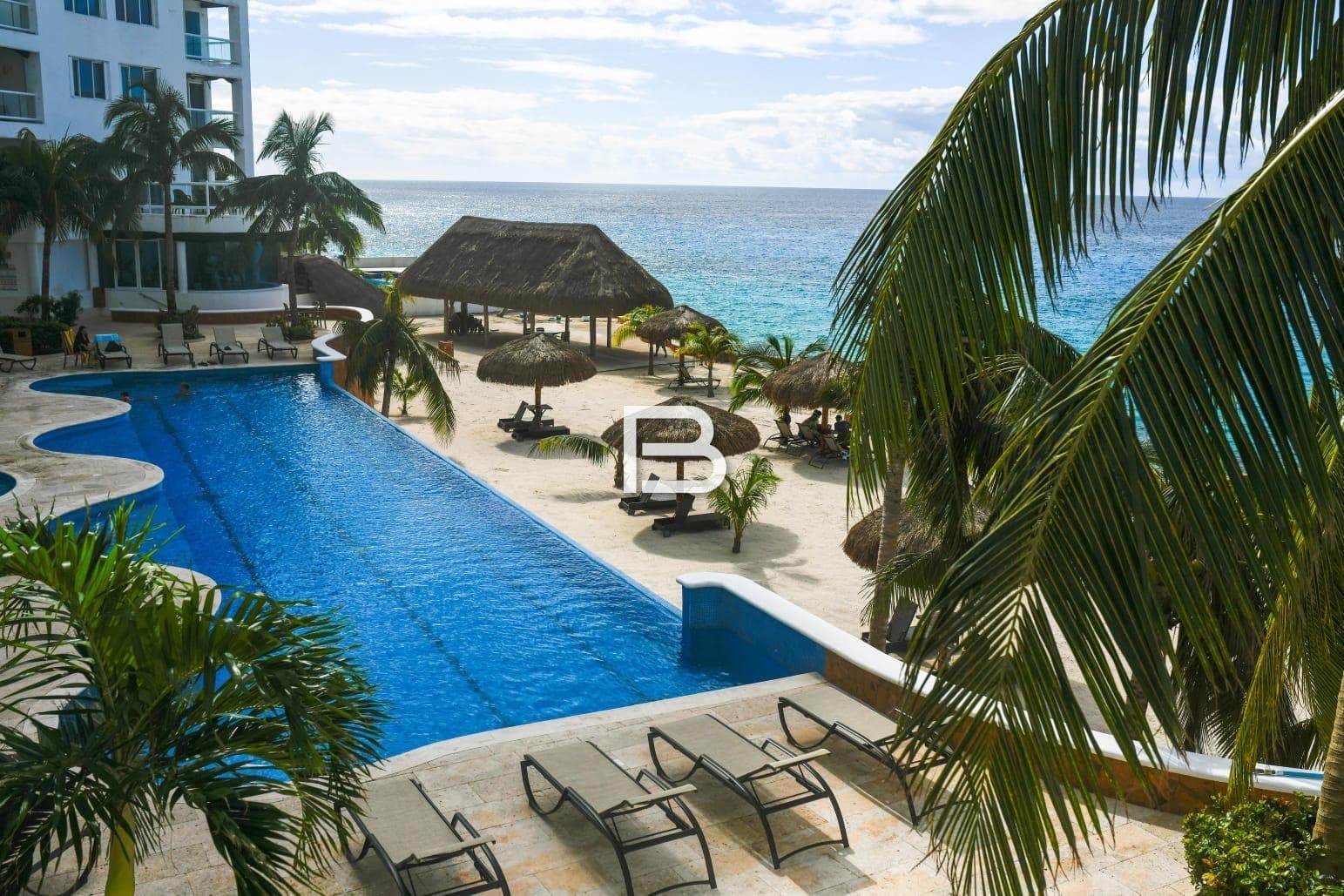 Penthouse-Style Apartment in Ventanas del Caribe, Cozumel