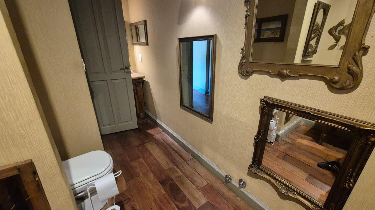 House for Sale - Large 3,000 m² Lot in Pacheco - Financing Available