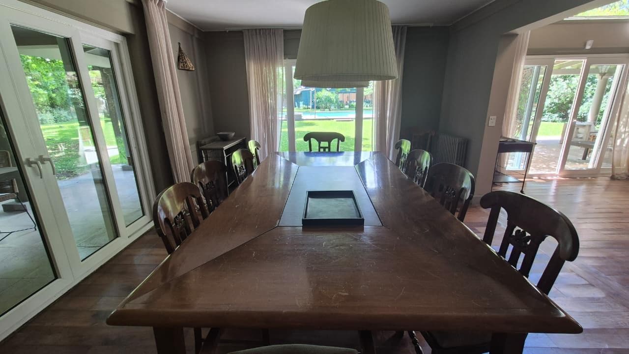 House for Sale - Large 3,000 m² Lot in Pacheco - Financing Available