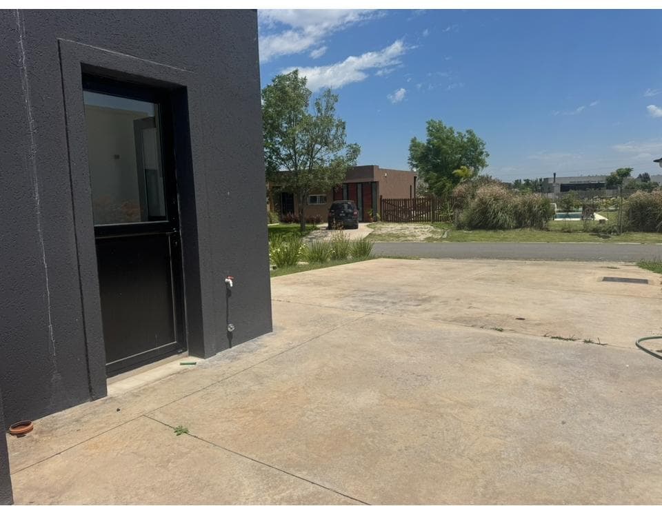 4-room house in Santa Isabel