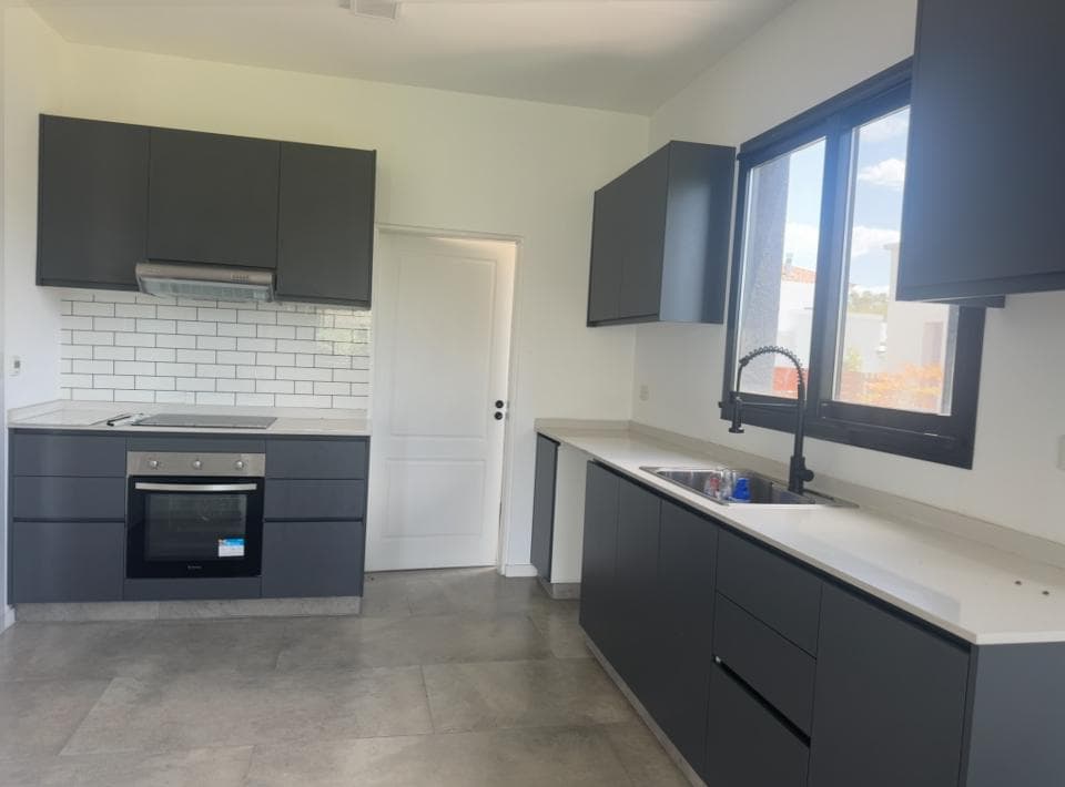4-room house in Santa Isabel