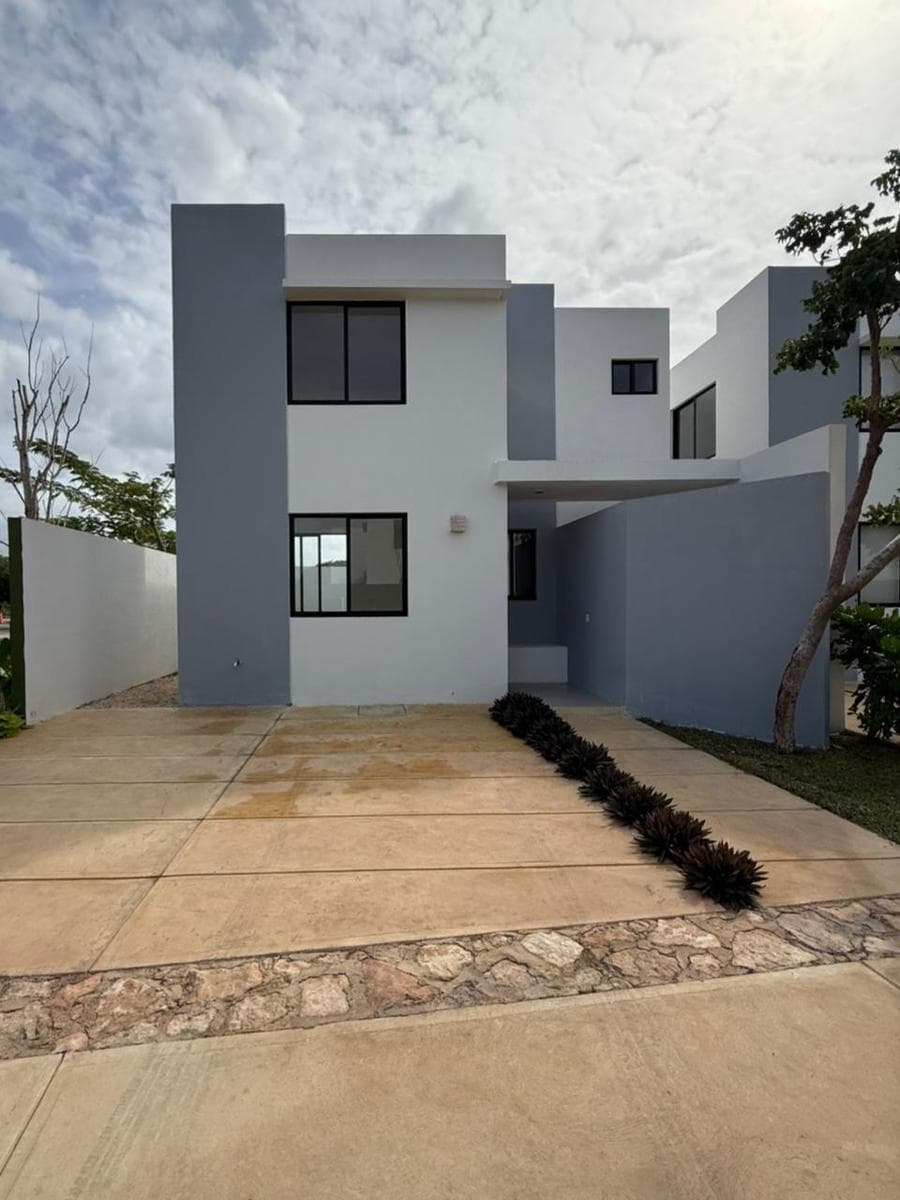 Casas en Venta en Privada con Amenidades en Caucel, Mérida