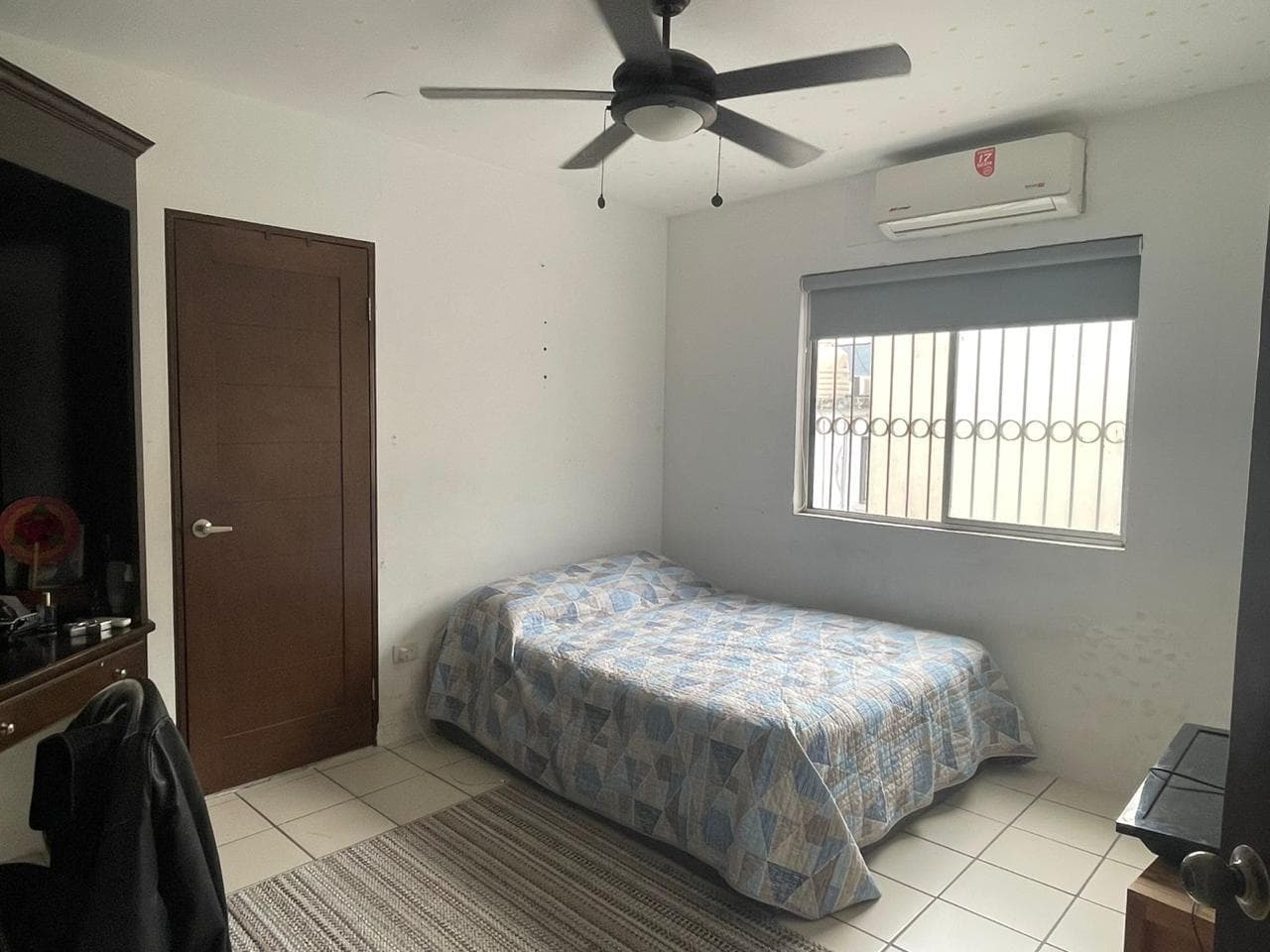 HOUSE FOR SALE IN JARDINES DE SAN JERONIMO
