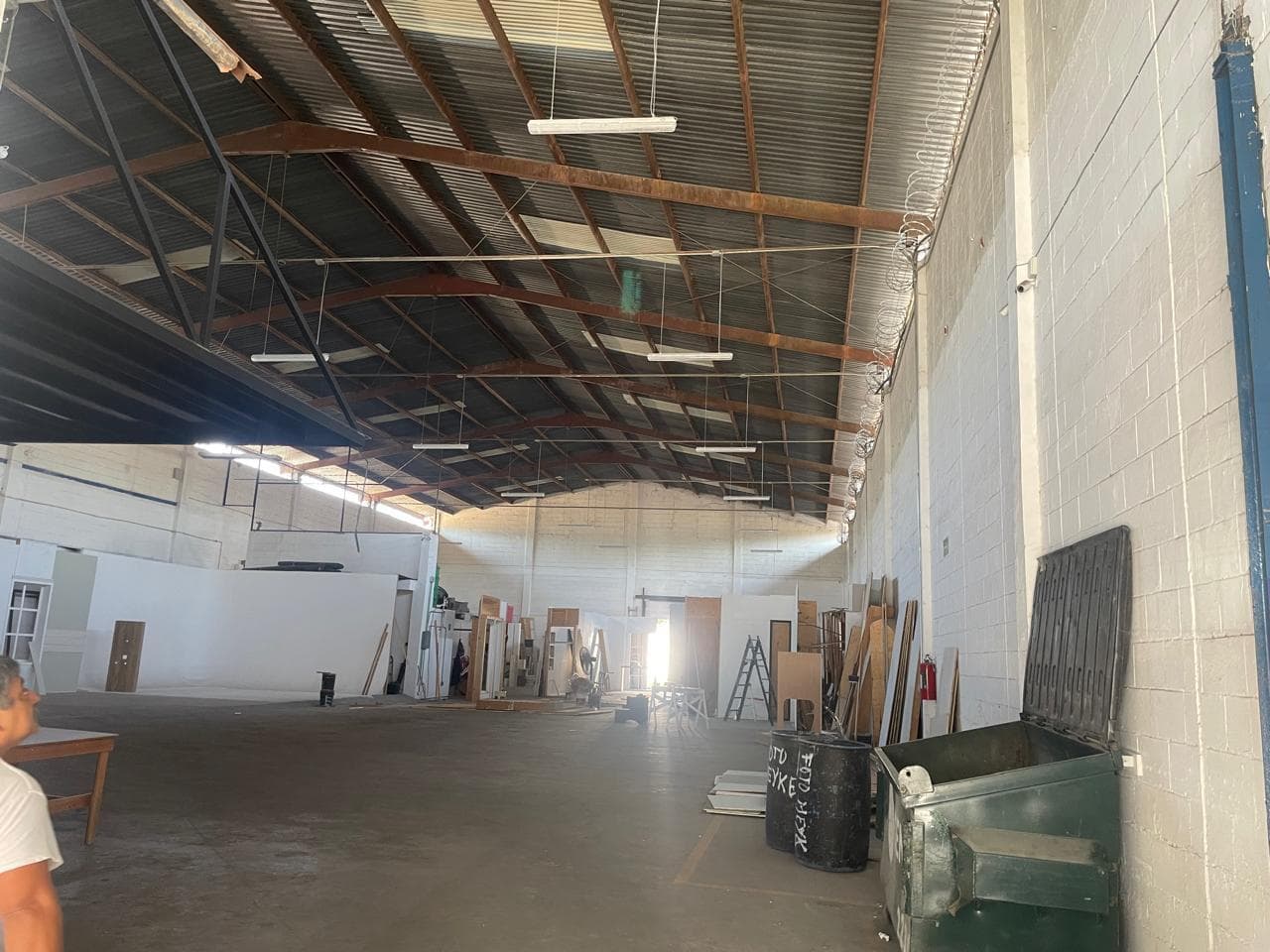 COMMERCIAL WAREHOUSE FOR RENT IN MONTERREY
