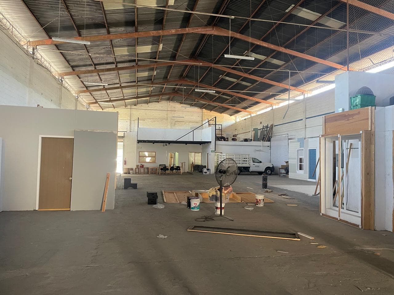 COMMERCIAL WAREHOUSE FOR RENT IN MONTERREY