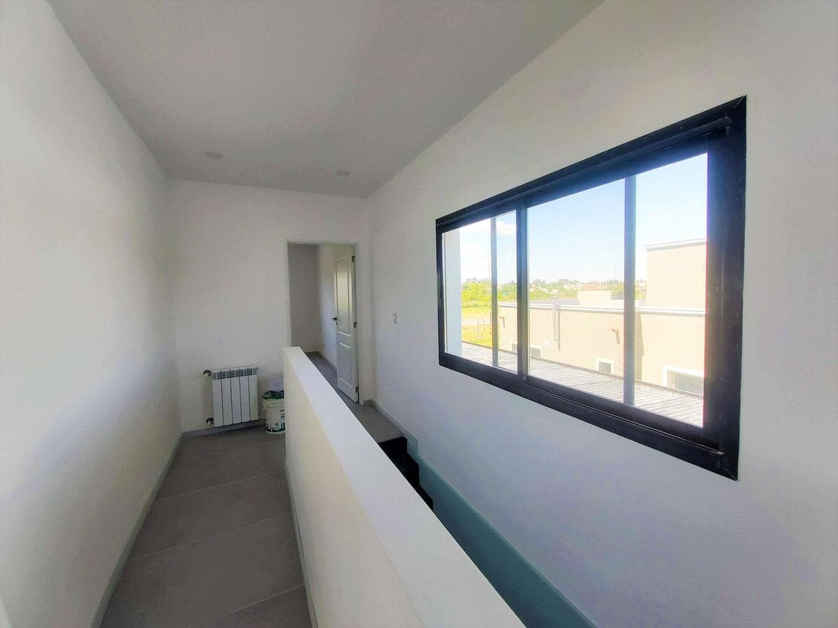 4-Bedroom House for Sale with Pool in San Eduardo - Pilar