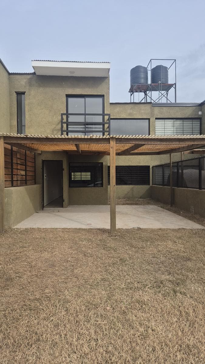 House in Barrio Norte 1
