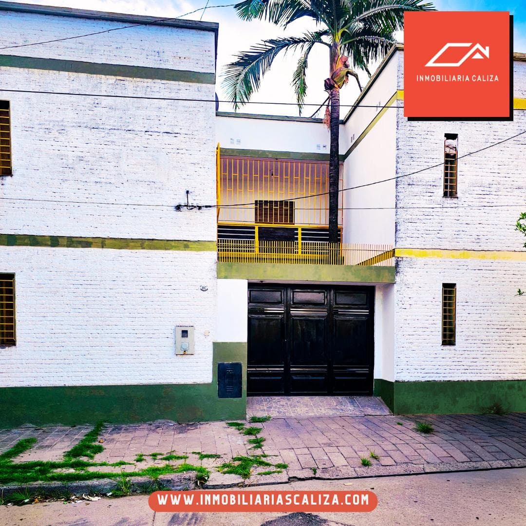 FOR SALE: BEAUTIFUL HOUSE ON PASAJE NEUQUEN 900—BETWEEN AV. ROCA AND ALSINA