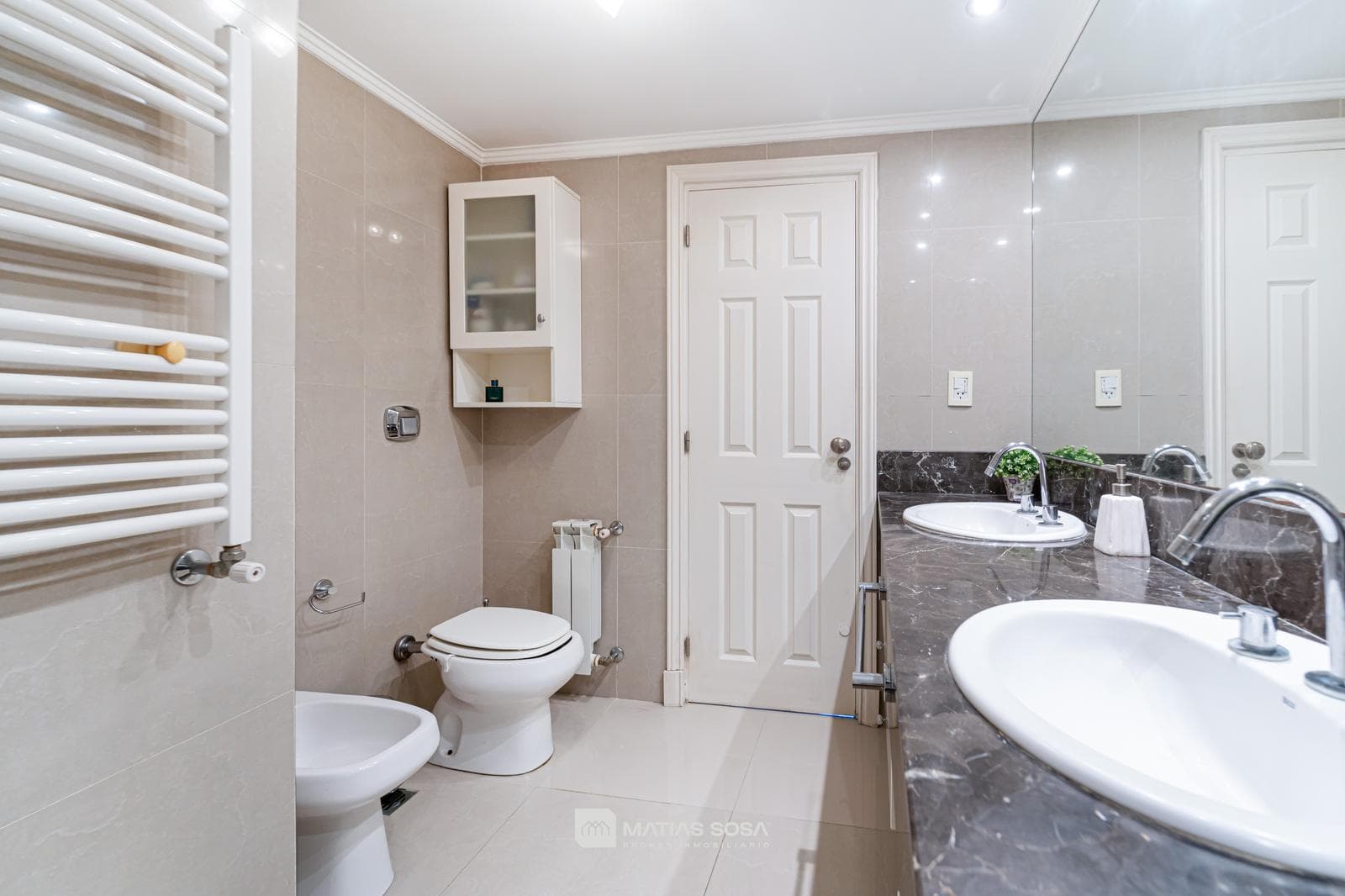 Venta - Semipiso 4 Ambientes Premium - 3 Cocheras 2 Bauleras - Zona Güemes