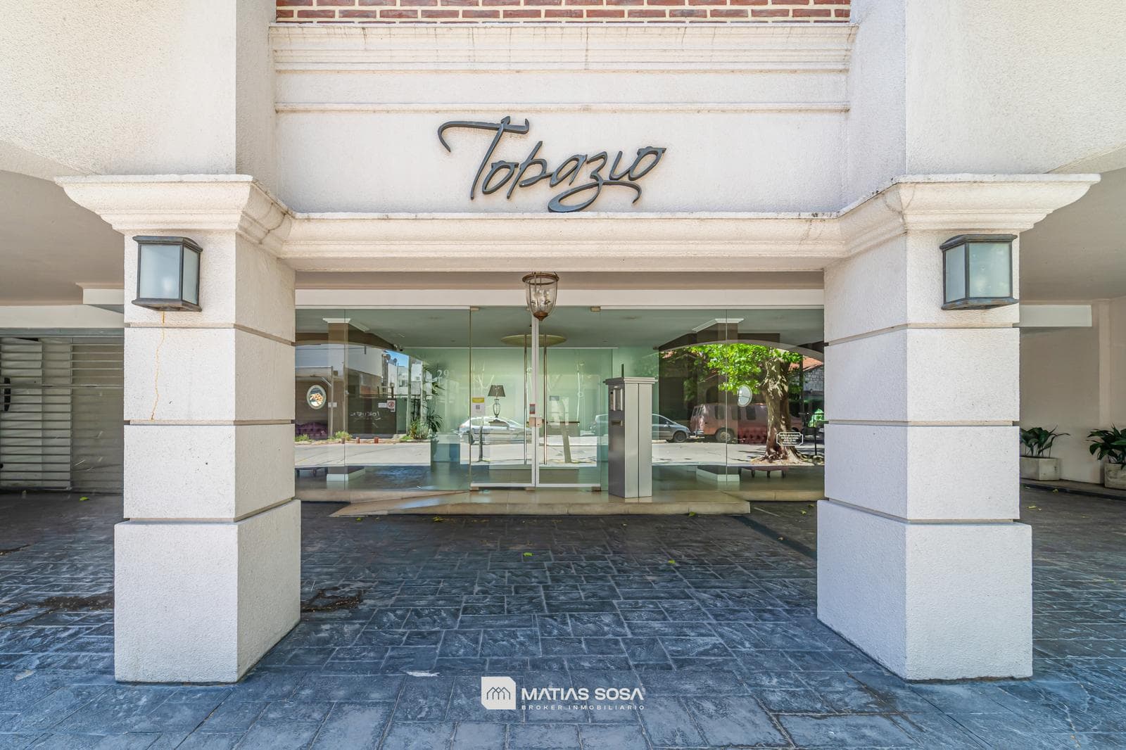 Venta - Semipiso 4 Ambientes Premium - 3 Cocheras 2 Bauleras - Zona Güemes