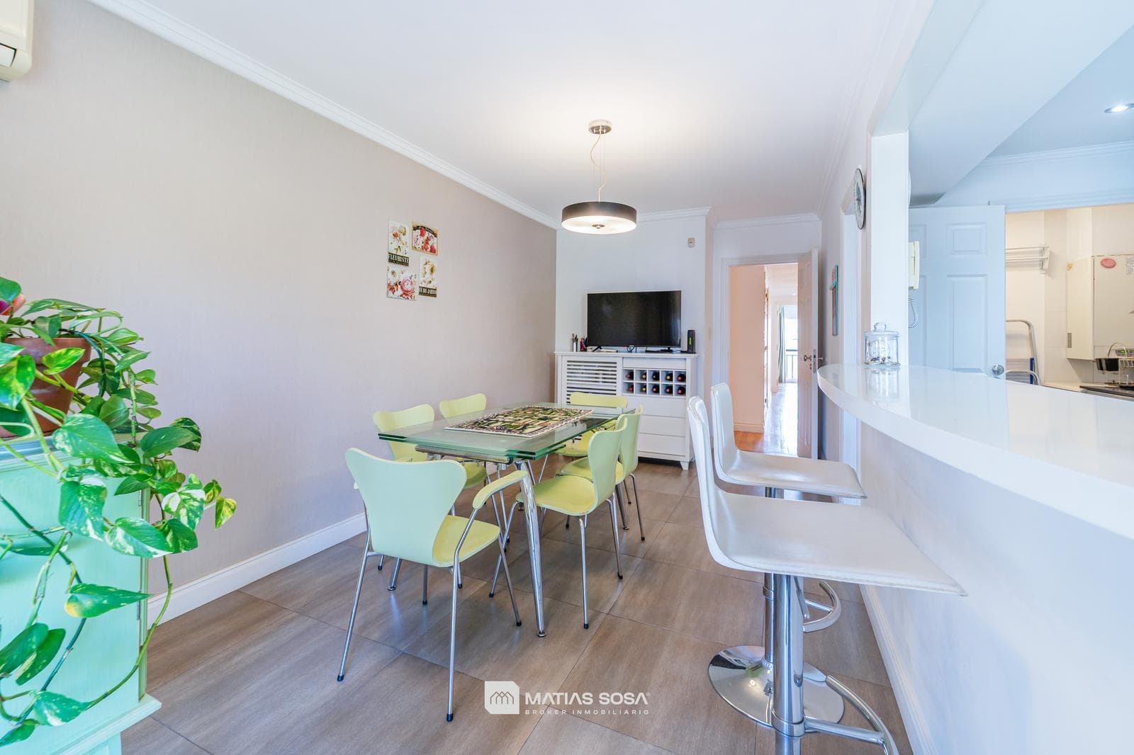 Venta - Semipiso 4 Ambientes Premium - 3 Cocheras 2 Bauleras - Zona Güemes