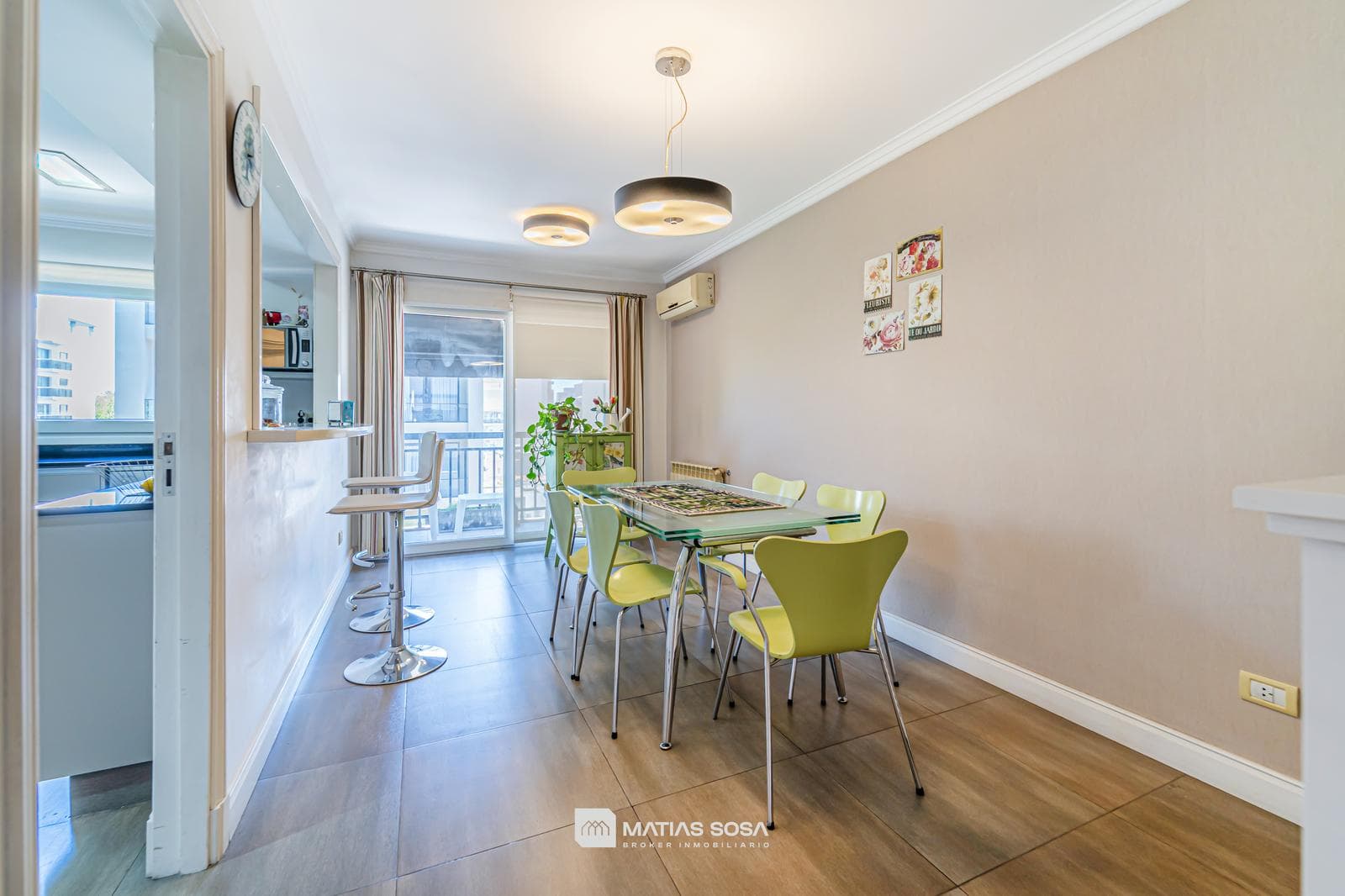 Venta - Semipiso 4 Ambientes Premium - 3 Cocheras 2 Bauleras - Zona Güemes