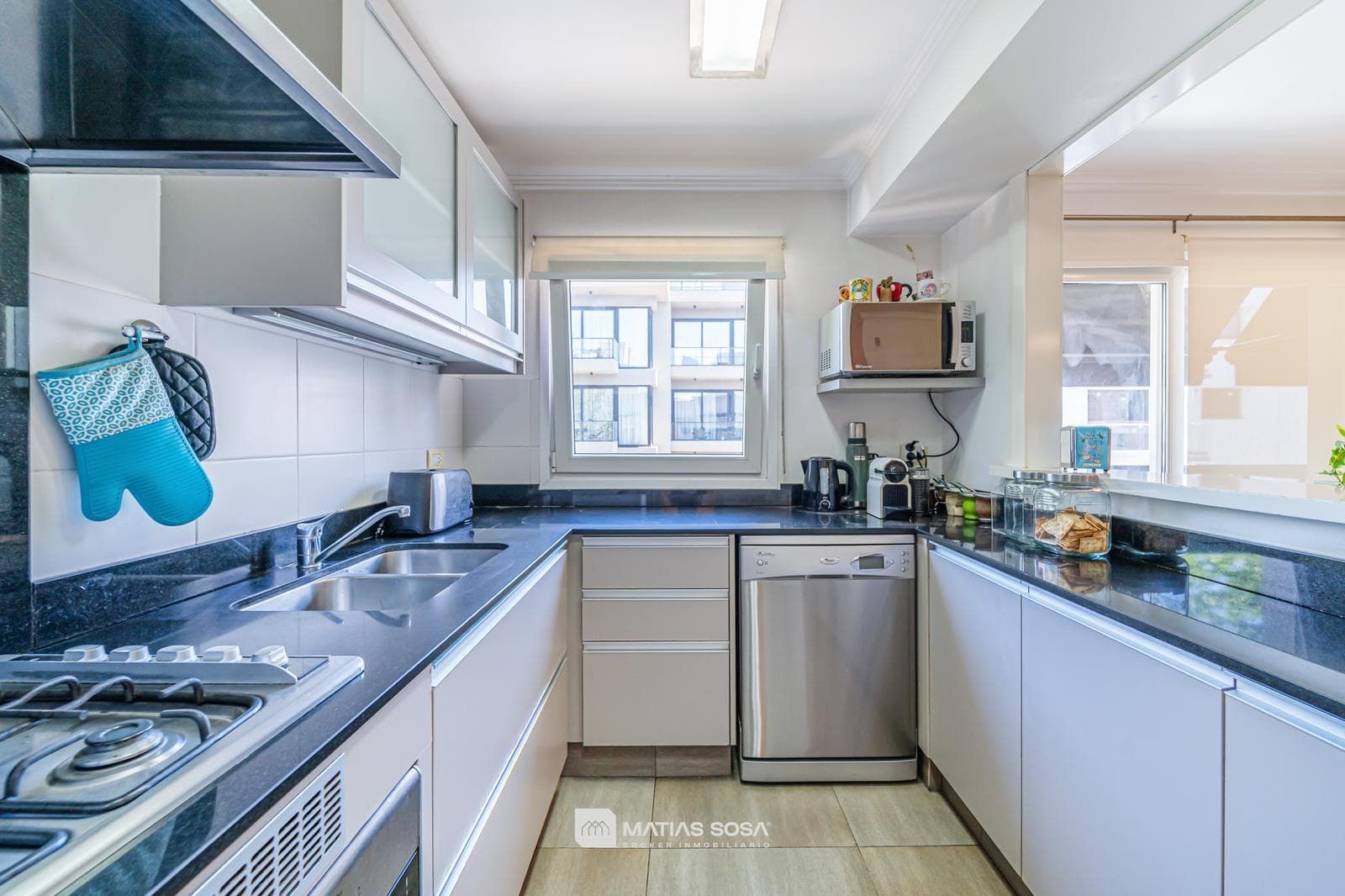 Venta - Semipiso 4 Ambientes Premium - 3 Cocheras 2 Bauleras - Zona Güemes