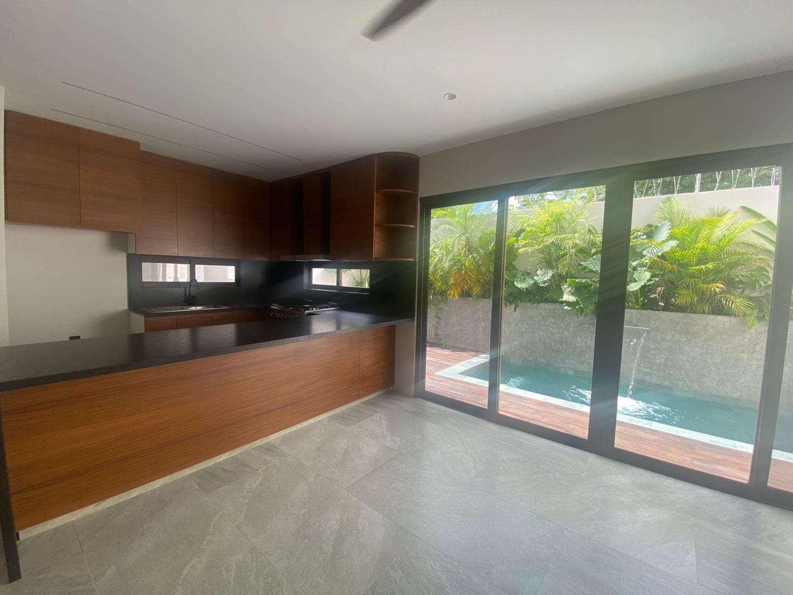 House for Sale, 4 Bedrooms, NEW, Pool, Rio Residencial, Av. Chacmool, Cancún