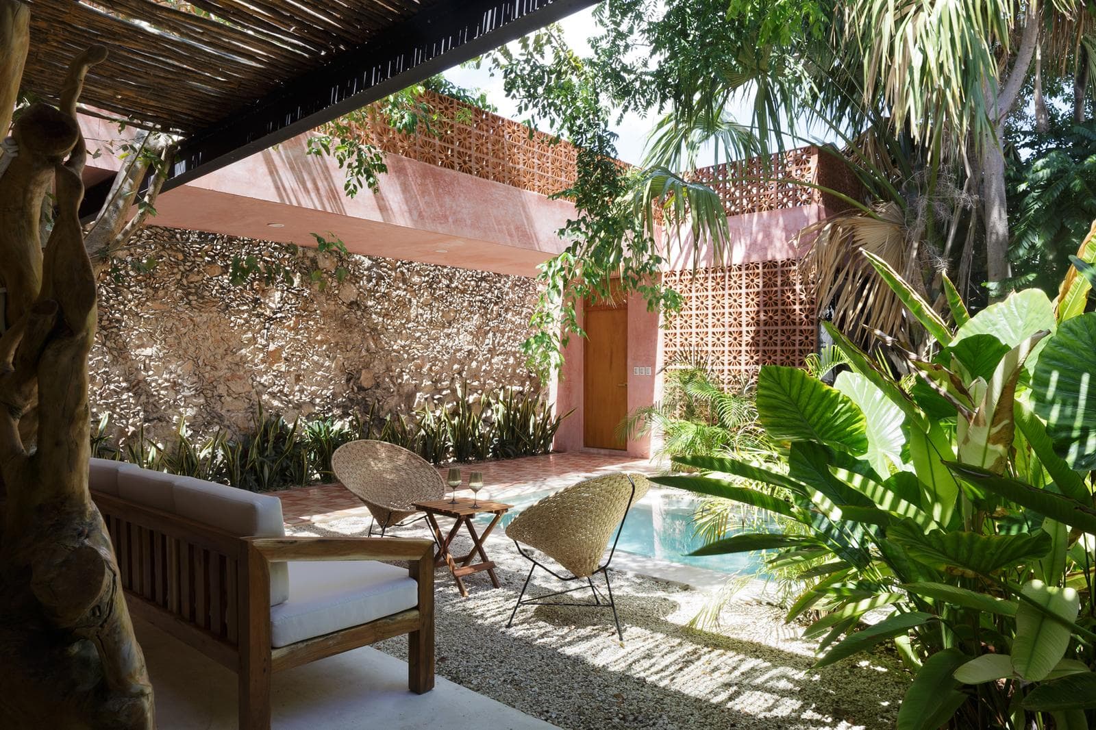 HOUSE FOR SALE IN DOWNTOWN MÉRIDA, SAN SEBASTIAN, "LUCIERNAGAS" HOUSE, FULLY FURNISHED