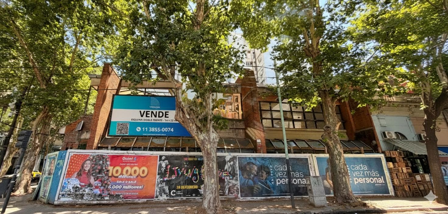 Land for Sale: Double-Fronted Corner Lot in Almagro, Approx. 1,205 m² of Saleable Area