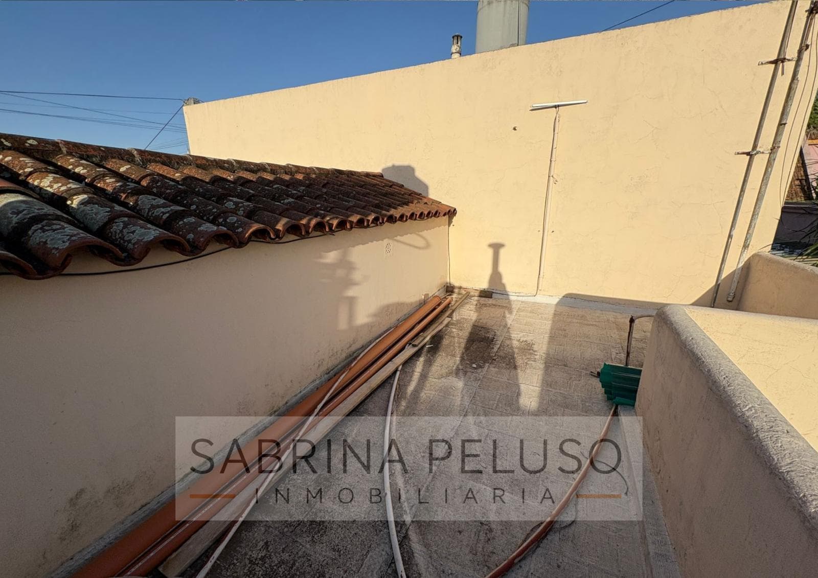 Casa en Ph 3 ambientes en VENTA a refaccionar en Haedo Norte