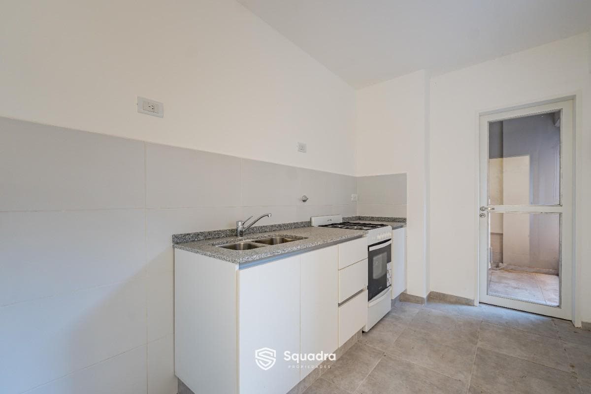FOR SALE - 2-bedroom apartment with patio and balcony - Abasto neighborhood, Rosario.