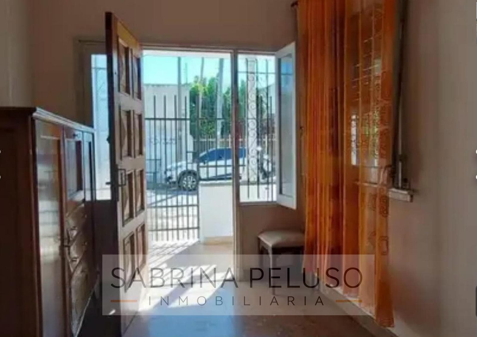 Casa 4 amb en Villa Sarmiento - Haedo