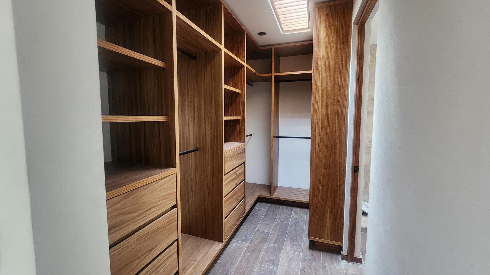 Casa en Venta Loma Alta Tres Marías con Casa Club y Fraccionamiento privado