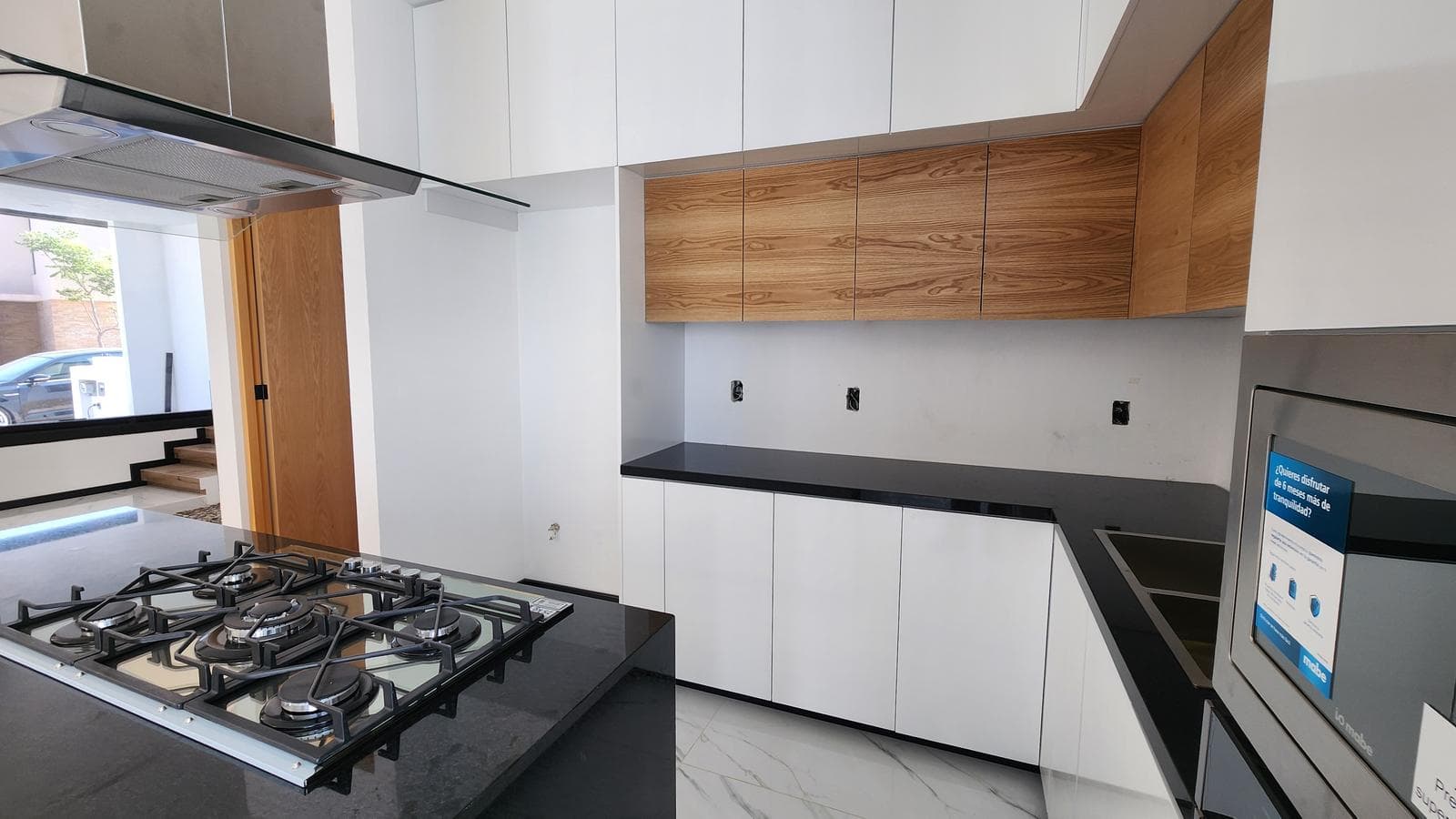 Casa en venta en Fraccionamiento privado con Casa Club