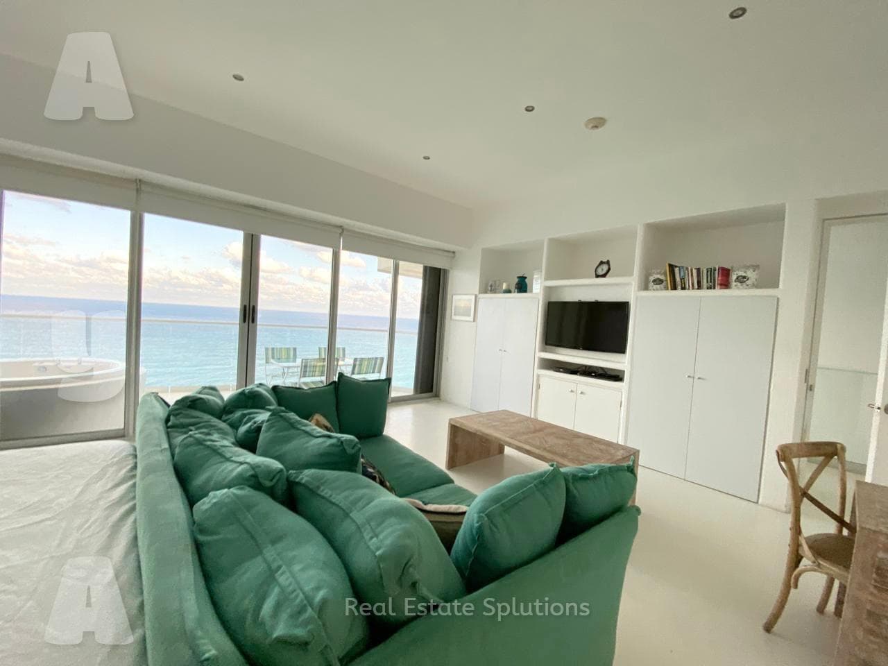 PENTHOUSE Apartment for Rent, 4 Bedrooms, BEACH FRONT, Lahia, Hotel Zone, Cancún