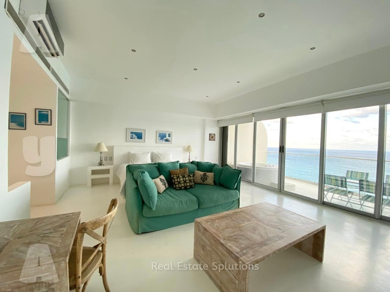 PENTHOUSE Apartment for Rent, 4 Bedrooms, BEACH FRONT, Lahia, Hotel Zone, Cancún