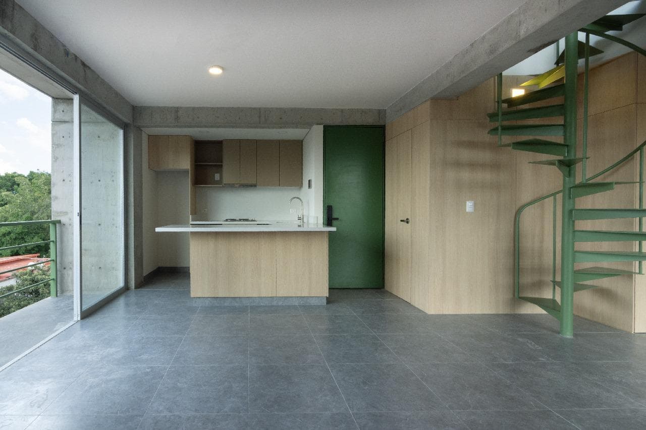 PENTHOUSE DE DOS NIVELES EN CALLE SAN SEBASTIAN EN LA MARTINICA