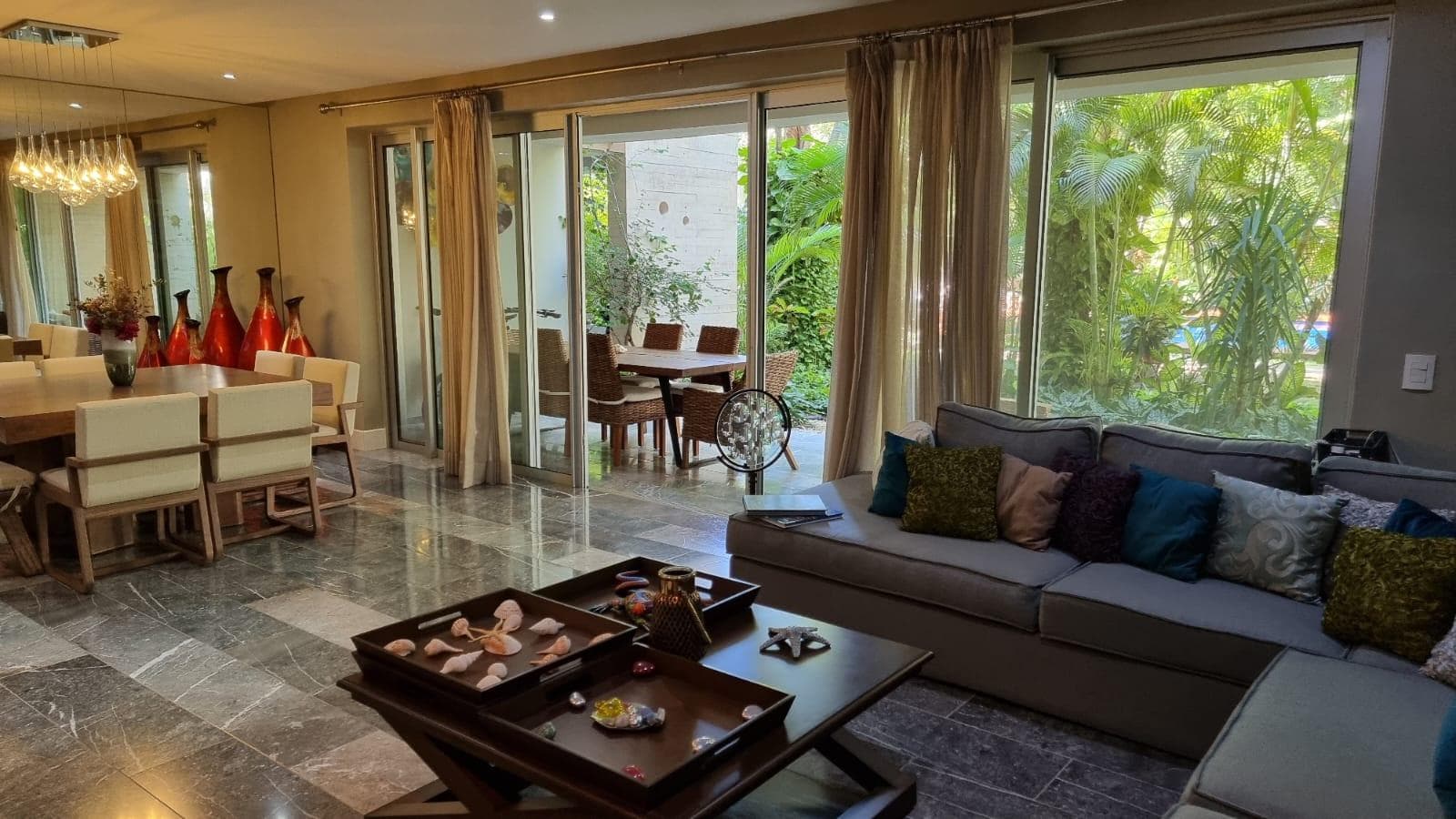 Vaivén Del Mar - 3-Bedroom Condo for Sale - Playacar, Playa del Carmen - With Access to a Golf Course and Exclusive Pool