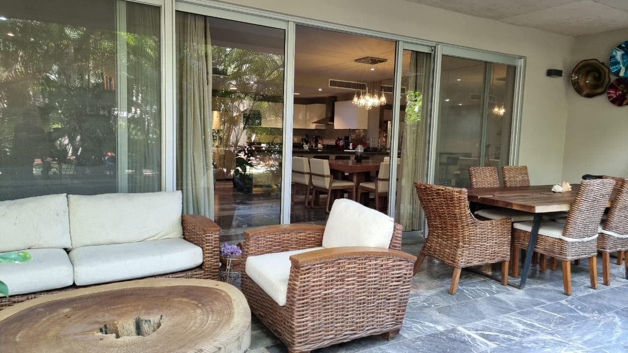 Vaivén Del Mar - 3-Bedroom Condo for Sale - Playacar, Playa del Carmen - With Access to a Golf Course and Exclusive Pool