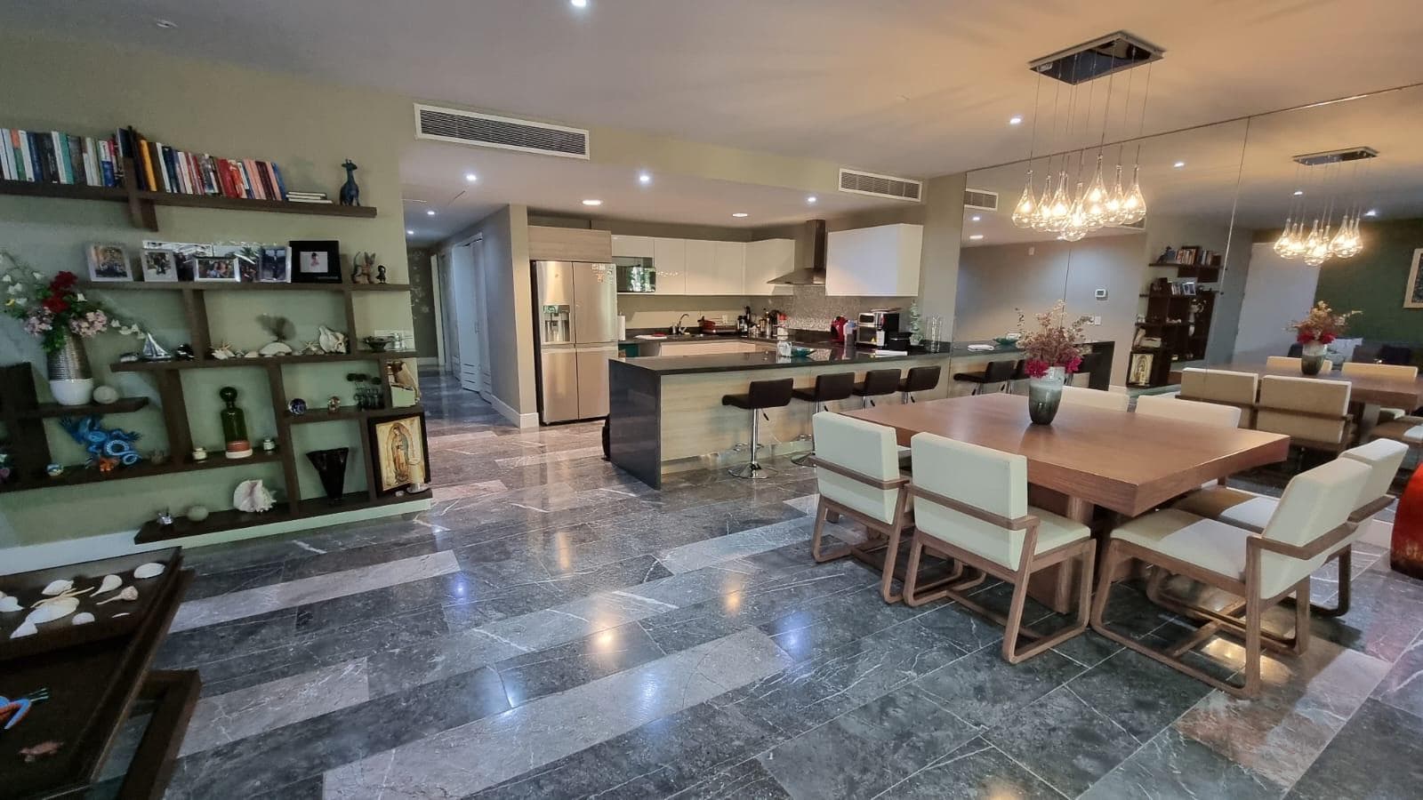 Vaivén Del Mar - 3-Bedroom Condo for Sale - Playacar, Playa del Carmen - With Access to a Golf Course and Exclusive Pool